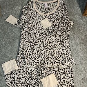 Victoria’s Secret 2 piece PJ set